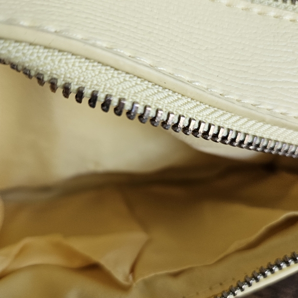 NWT Bebe Gianna Butter Yellow Camera Bag Gold Logo Chain Satchel Crossbody Purse - Picture 7 of 12